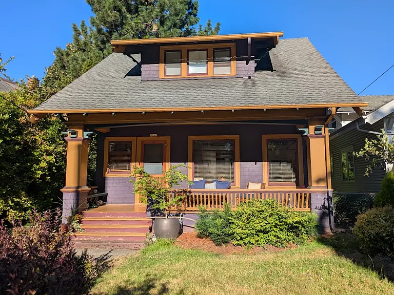 1211 SE 52nd Ave — Photo 1