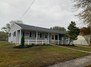 37 Gulph Mill Rd, Somers Point, NJ 08244