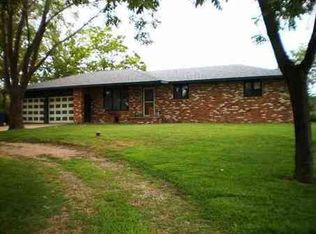 3910 N Mayfield Rd, Hutchinson, KS 67502