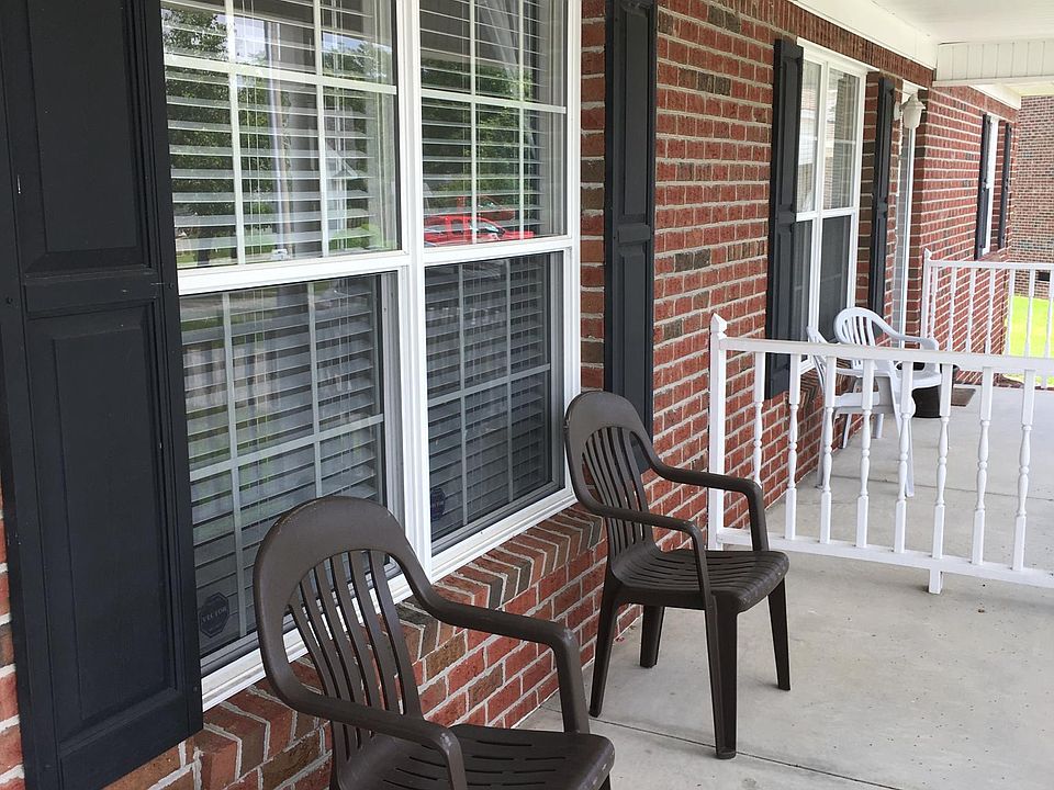 1st image of 520 Birkdale Ct