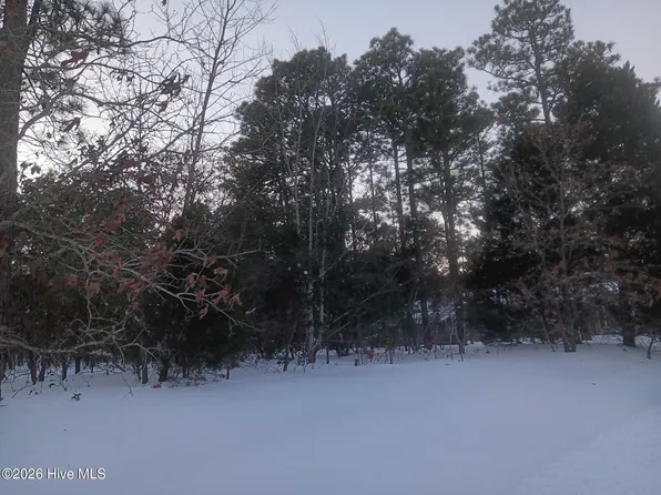 105 Steeplechase Way, Southern Pines, NC 28387