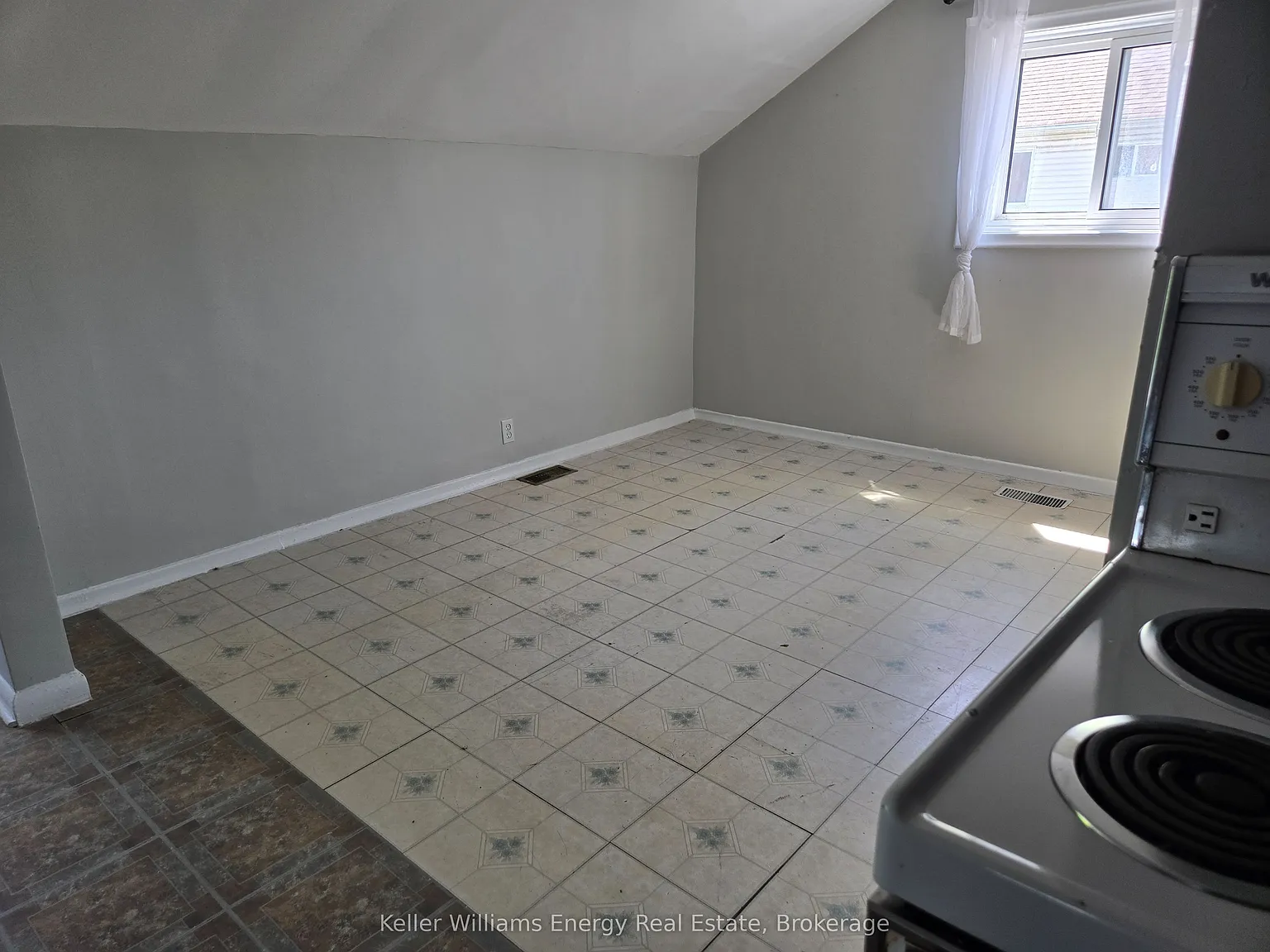 2 bed, $1,550 — Photo 3