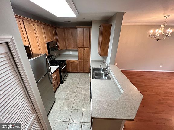 3rd image of 21216 McFadden Sq Unit 306