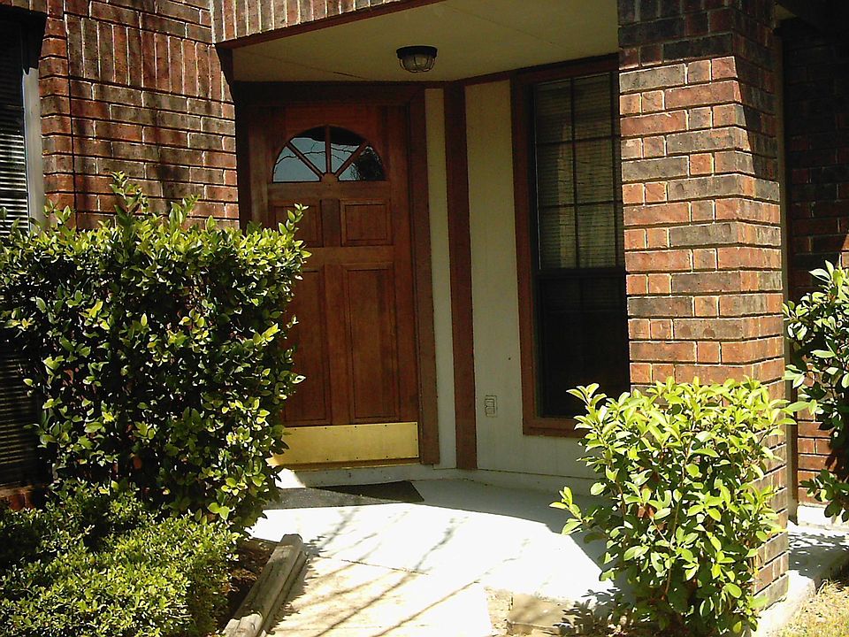 1st image of 1813 Quail Run Dr