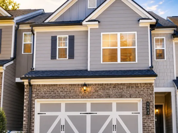 5643 Chickory Dr, Flowery Branch, GA 30542