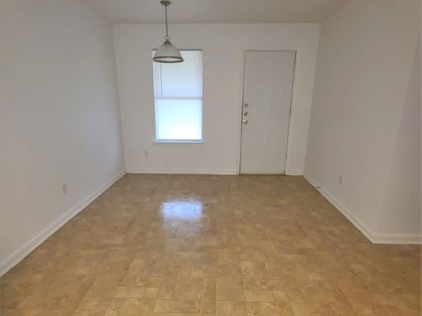 418 Brittney Way APT B