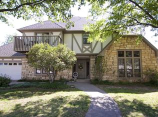 8739 S Delaware Pl, Tulsa, OK 74137
