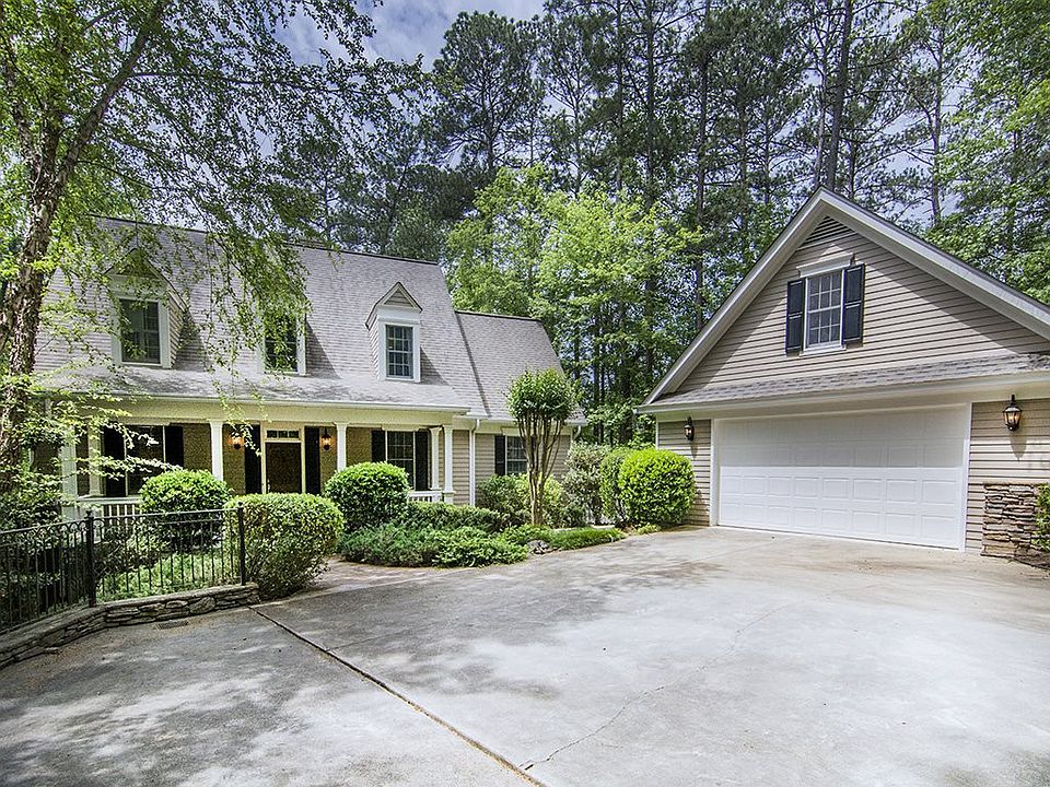 1st image of 1030 Dogwood Dr