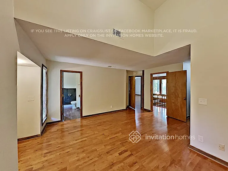 2955 Pond View Ct — Photo 11