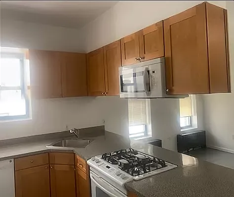 Rented by Jason A Moore, LREB | media 25