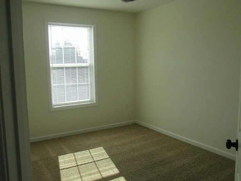 1212 Emilys Ct — Photo 20