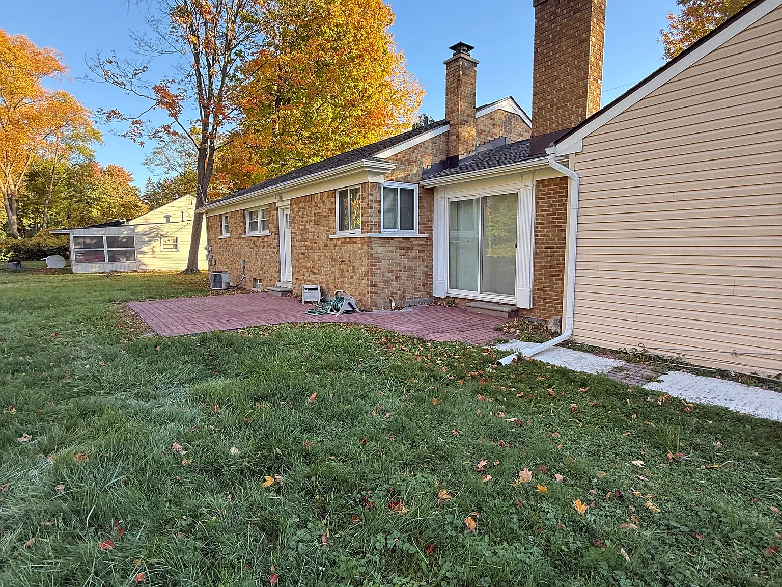 Orchard Lake Rd, Farmington Hills — Photo 4