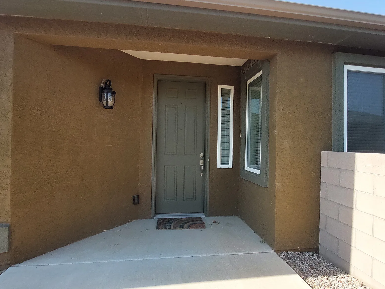 2 bed, 1605 sqft, $1,990 — Photo 4
