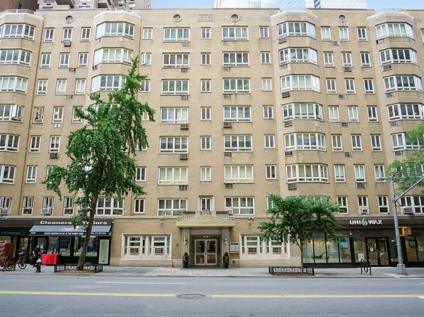 333 West 57th Street image 9 of 9