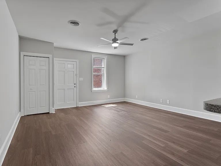 1513 W Main St #A — Photo 14