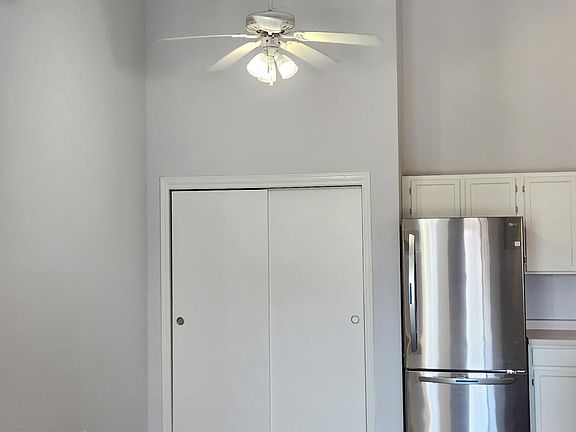 5th image of W240N2566 E Parkway Meadow Cir Unit 7