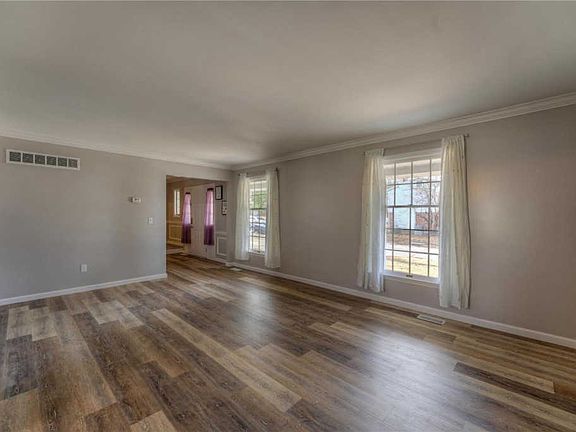 4th image of 14712 Faon Ct
