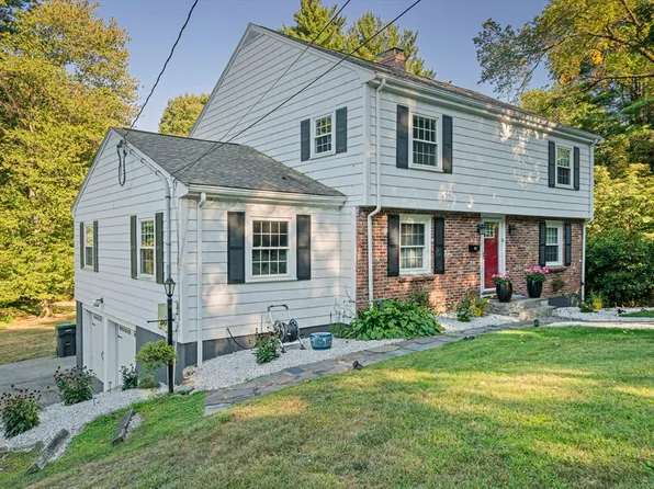 60 Pleasant St, Natick, MA 01760