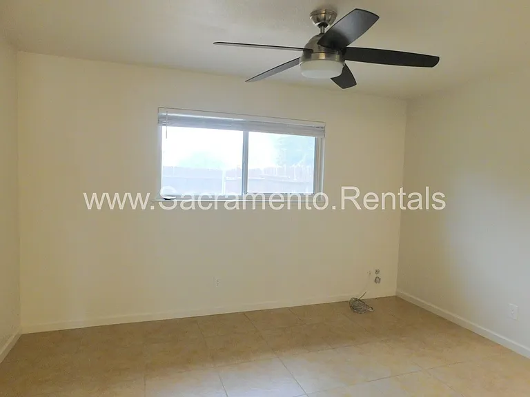 101 Kennelford Cir — Photo 17