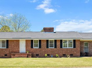 308 S 2nd St, Pinetops, NC 27864