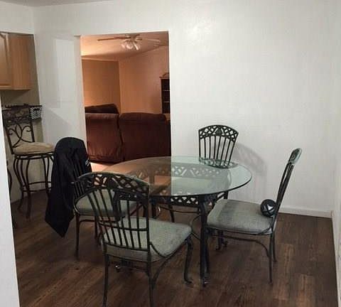 4th image of 800 SE 14th Ave
