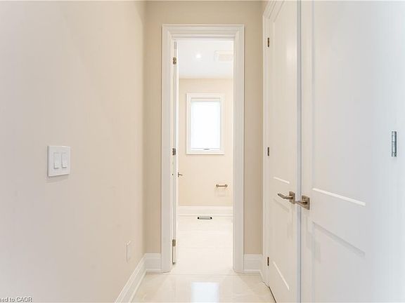 5th image of 119 Jay St
