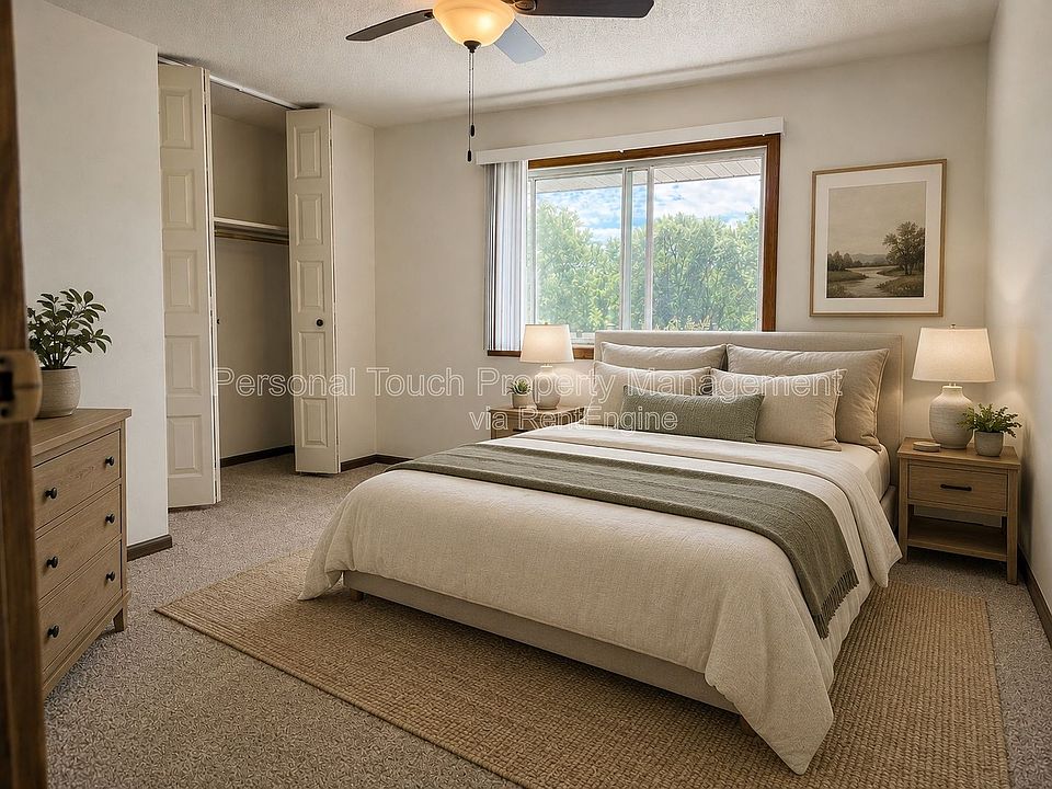 1st image of 1502 21st Ave S #306