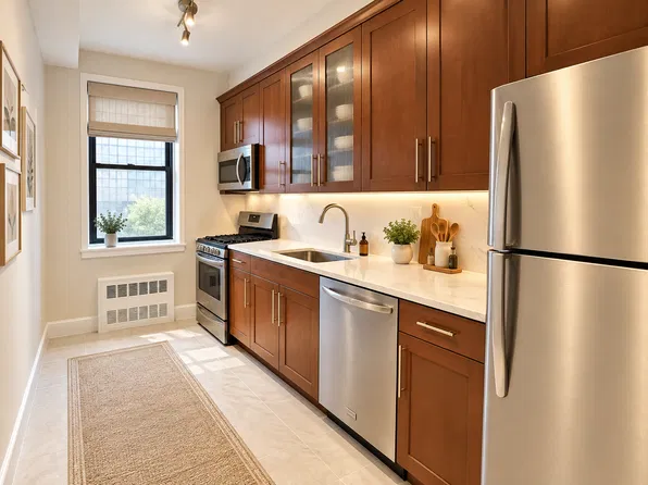 2546 East 13th Street image 1 of 11