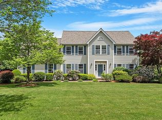 33 Stonebridge Way, Groton, MA 01450