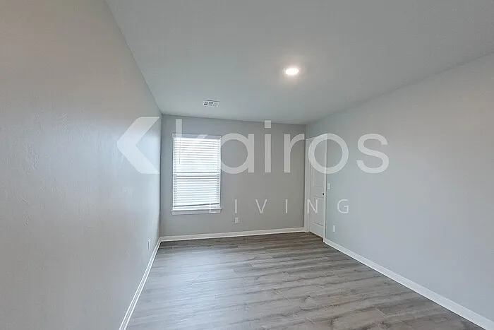 905 NW 4th St — Photo 18
