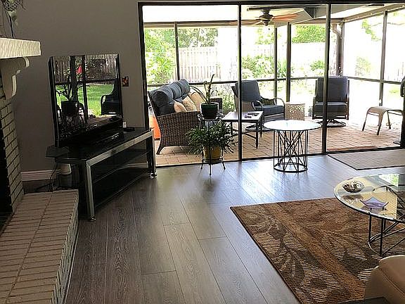 4th image of 2218 Wildwood Hollow Dr