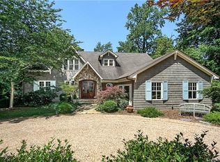 2030 Peppercorn Ln, Charlotte, NC 28205