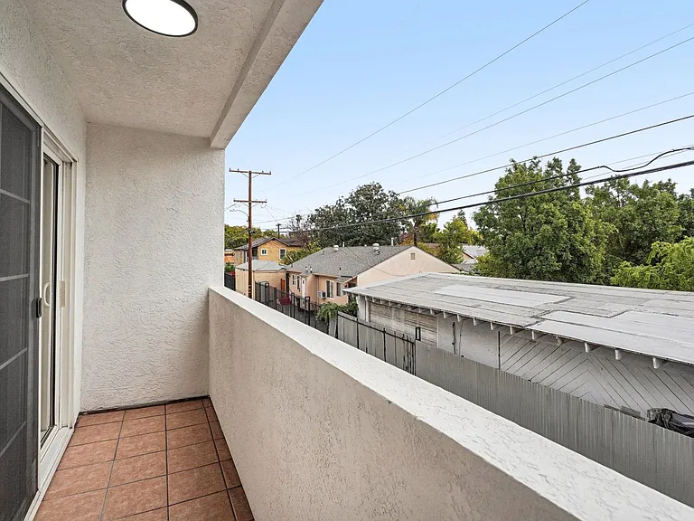 420 Windsor Rd — Photo 26