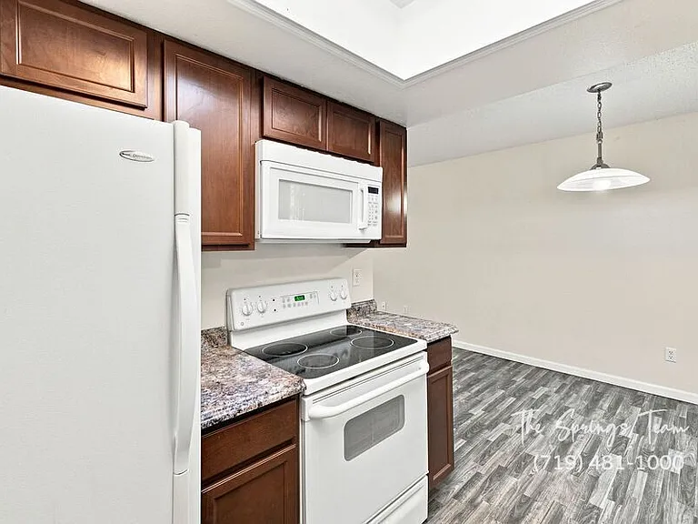 3014 Starlight Cir — Photo 17