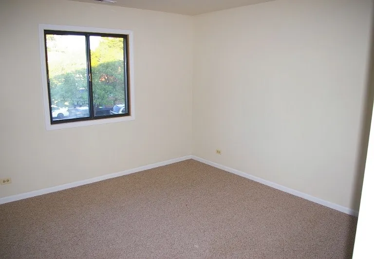 314 Morningside Dr #B — Photo 16