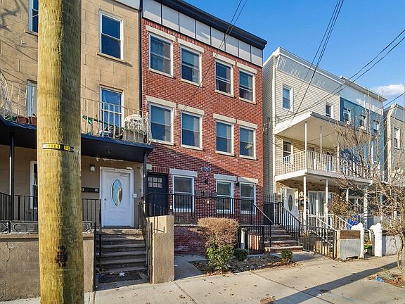 2nd image of 175 Van Horne St #1
