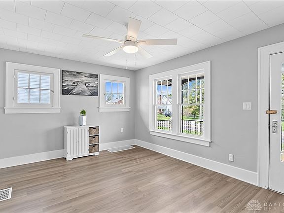 5th image of 314 E Xenia Dr