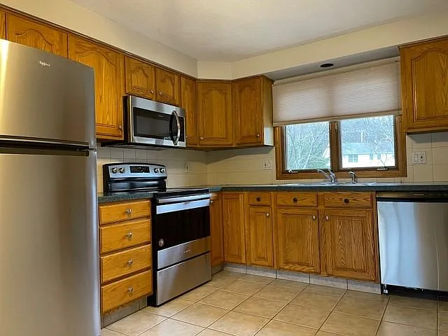 300 Old County Rd #4 — Photo 29