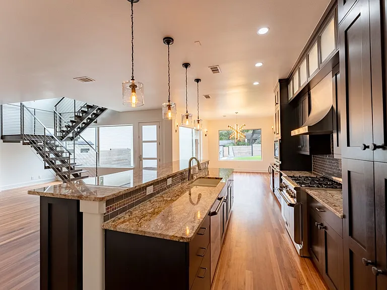 716 Post Oak St — Photo 11