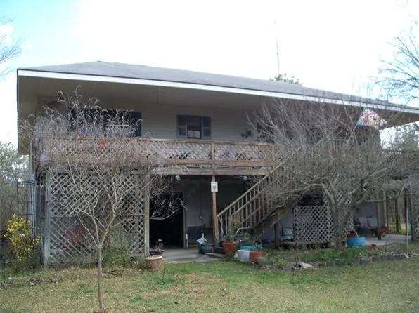 404 Groveland Nevils Rd, Pembroke, GA 31321