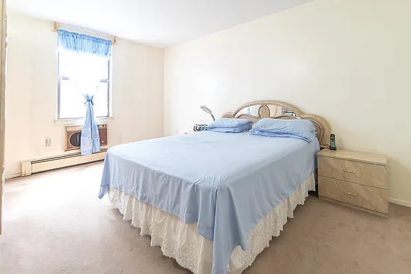 Sold by Greenpoint Properties | media 13