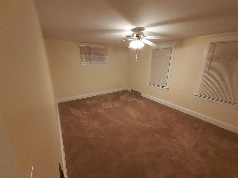1st image of 1150 E 172nd St #1