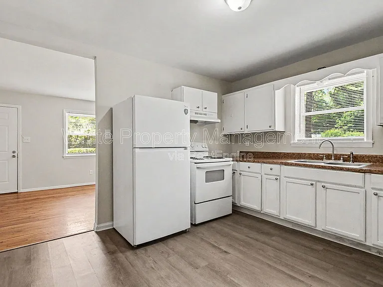 9131 Feldbank Dr — Photo 4