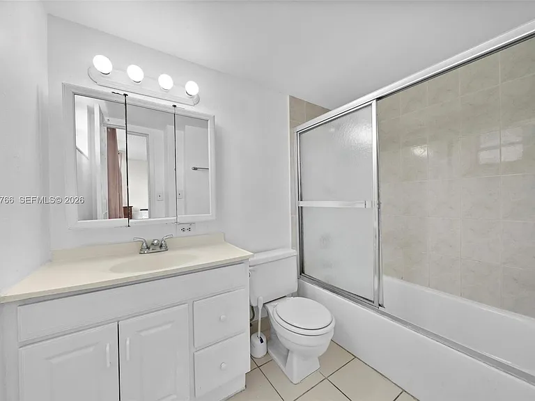 16919 N Bay Rd #821 — Photo 11