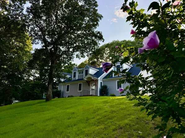 129 Driftwood Lane, South Yarmouth, MA 02664