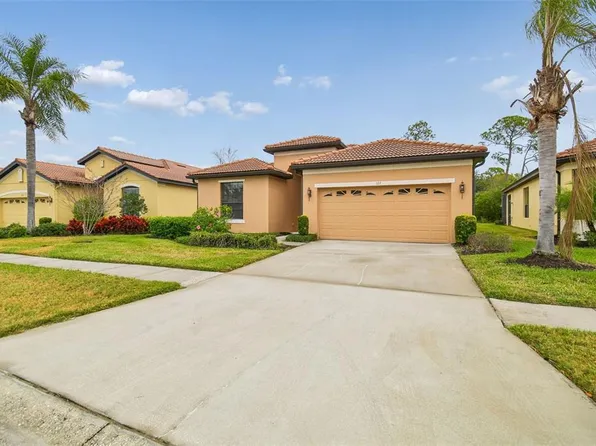 127 Silver Falls Dr, Apollo Beach, FL 33572