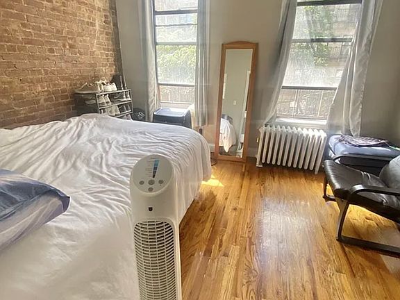 5th image of 509 E 81st St #13B