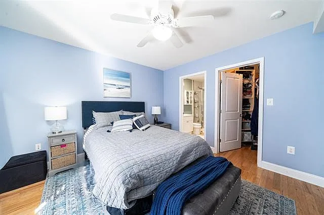 1331 Grand St #307 — Photo 13