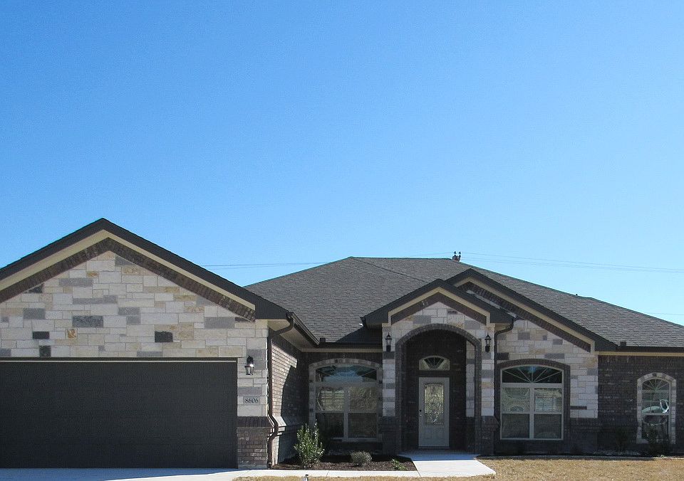 1st image of 8606 Grand Oaks Ln