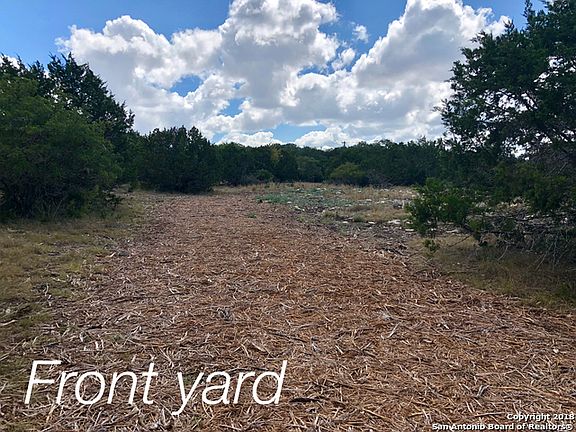 2nd image of 2940 Oak Hollow Dr